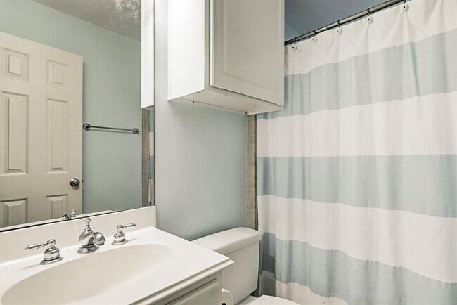 Building Photo - 4229 Purdue St