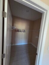 Building Photo - 3 Ramshorn Pl