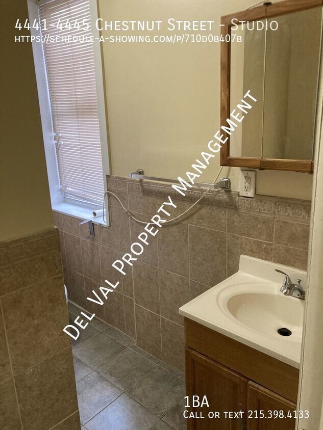 Building Photo - Updated and Recently Renovated Studio Apar...