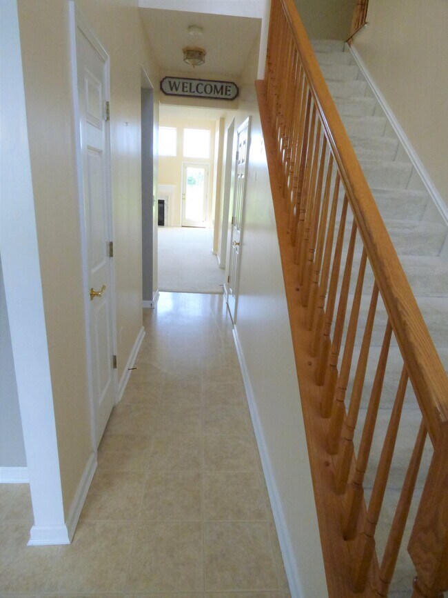 Building Photo - 32267 Pelican Ct
