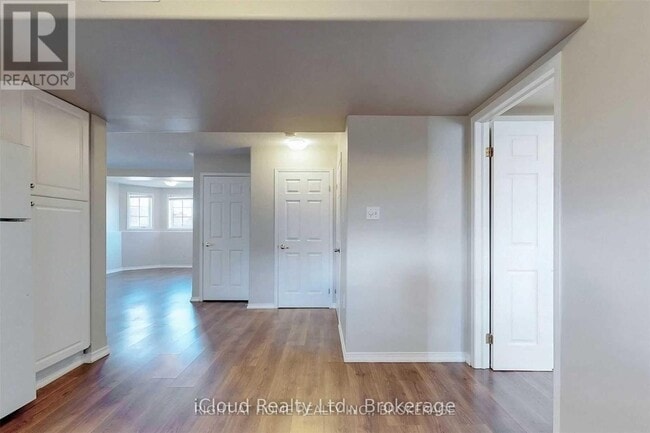 Building Photo - 229 Dunsmore Ln