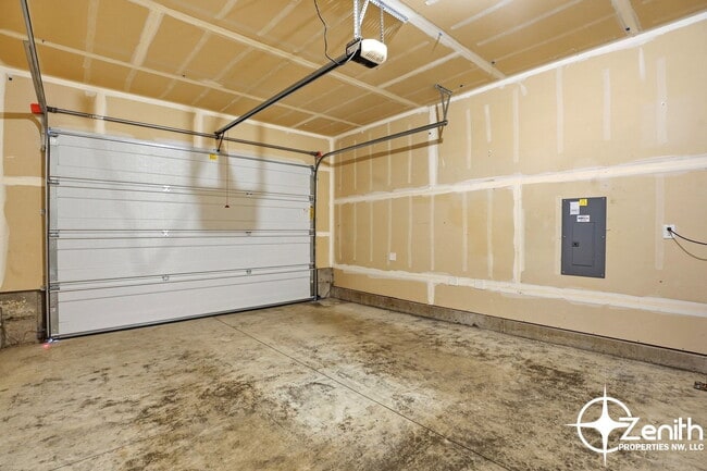 Photo - 11517 NE 125th Ave Townhome