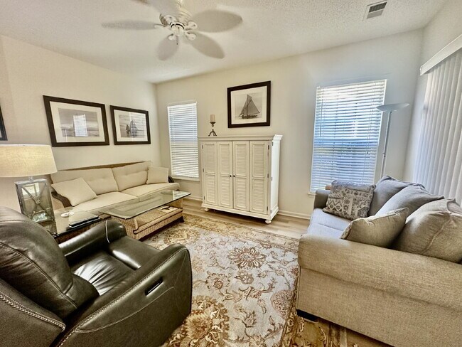 Foto del edificio - Fully Furnished Two Bedroom Home in Sun City!