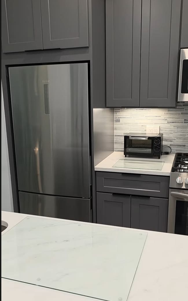 refrigerator and air fryer - 27 Booth St
