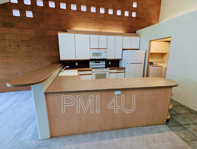 Foto del edificio - 4105 Bay Ct NE