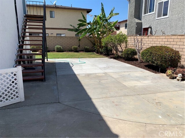 Foto del edificio - 16841 Green Ln