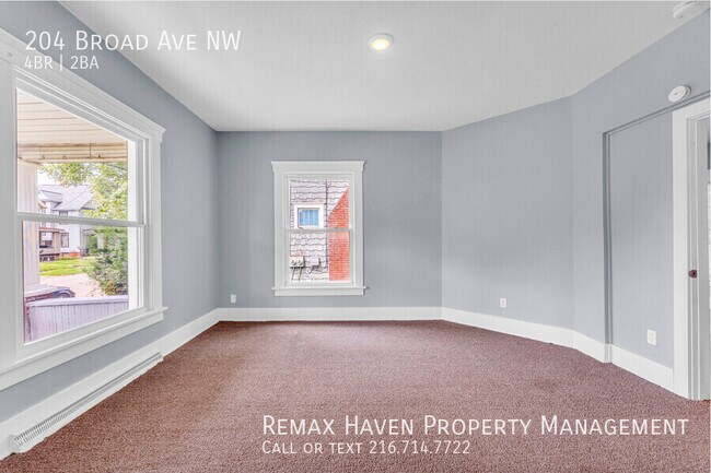 Building Photo - 204 Broad Ave NW