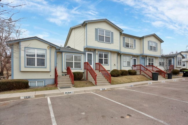 Building Photo - 2532 Plumtree Grove