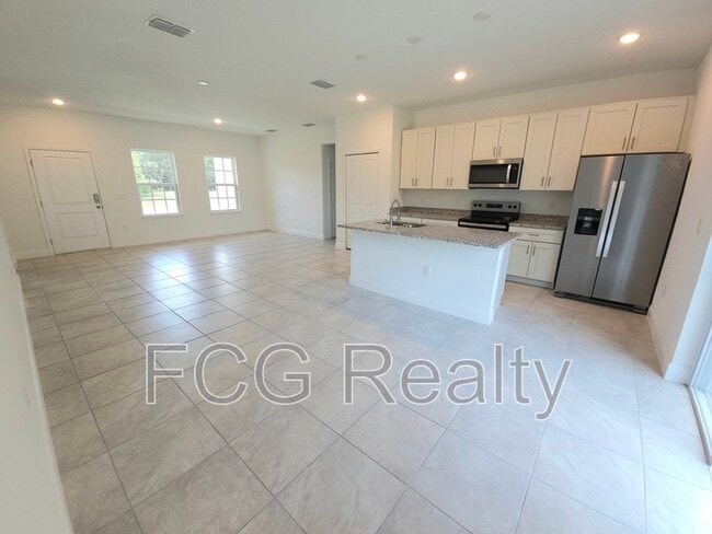 Building Photo - 2117 W Swanson Dr