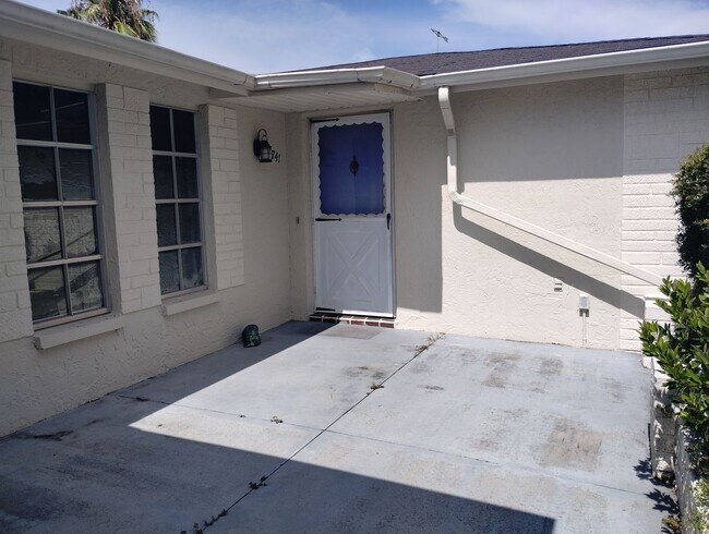 Building Photo - 7741 Ironbark Dr