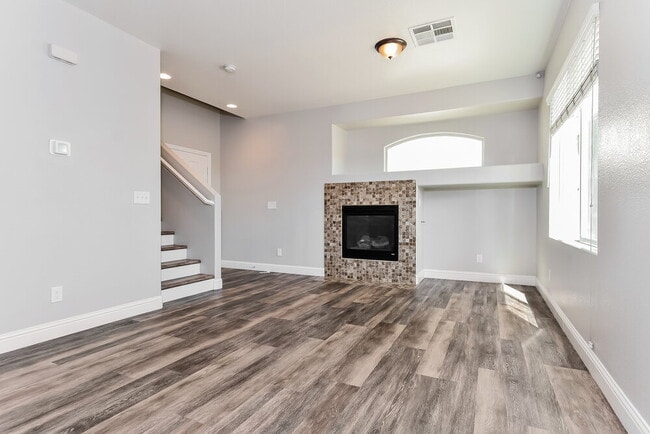 Building Photo - 8276 Begonia Blush Dr