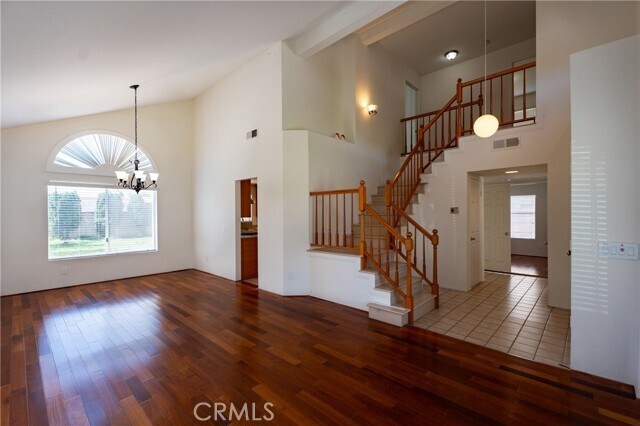 Building Photo - 705 Bowcreek Dr