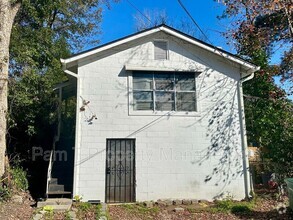 Building Photo - 1304 E 34th St