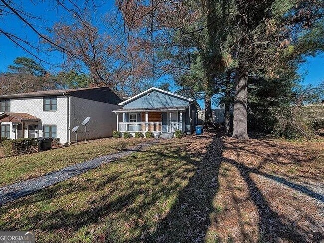 Foto del edificio - 1333 Womack Ave