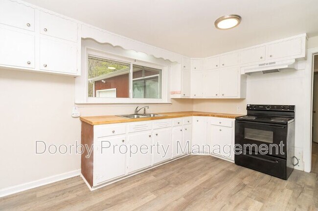 Foto del edificio - 936 Ely Rd