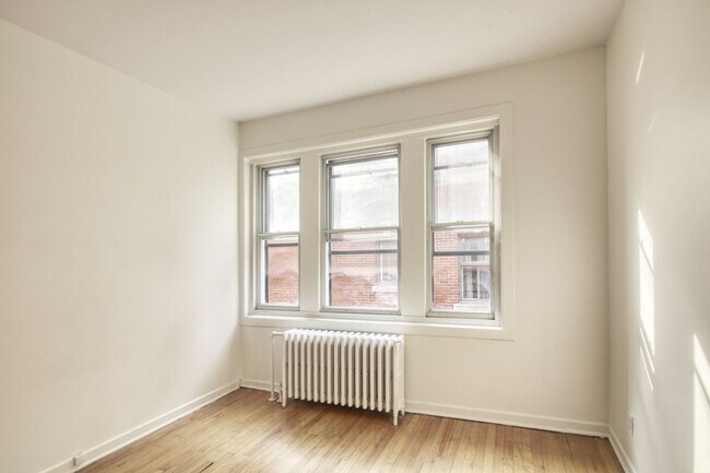 Photo du bâtiment - 3495 Av Van Horne