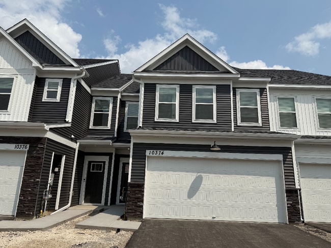 Building Photo - 10374 Glacier Ln N