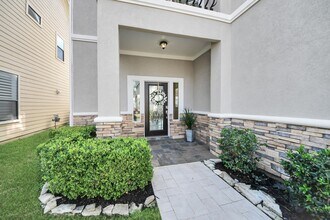 Building Photo - 1493 Silverado Dr