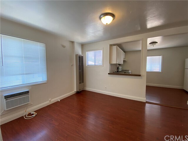 Building Photo - 3449 4th St
