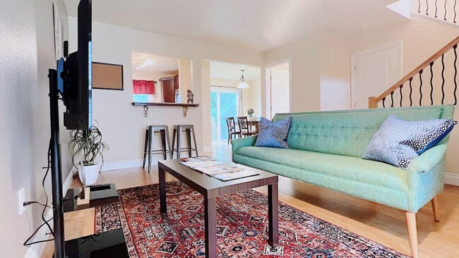 Foto del edificio - 237 W 13th Ave