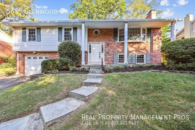 Building Photo - 5635 Glenwood Dr