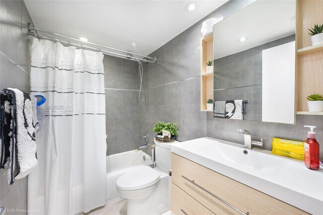 Foto del edificio - 1001 91st St