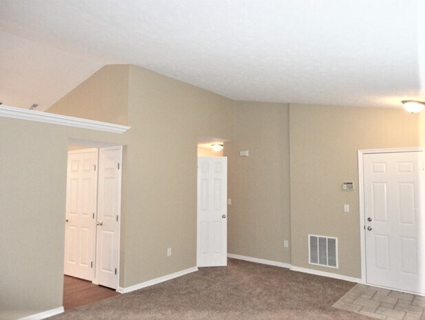 Building Photo - 942 Wildflower Lane