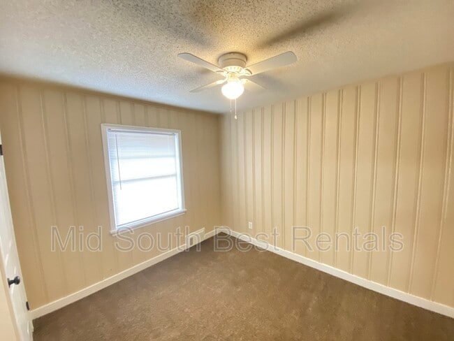 Building Photo - 1707 Gregory Ave