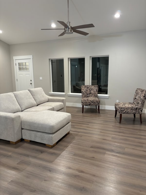 Foto del edificio - 4817 Summitview Ave