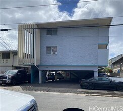 Building Photo - 835 Olokele Ave