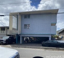 Building Photo - 835 Olokele Ave