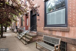 Building Photo - 856 N 26th St
