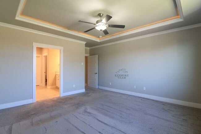 Building Photo - 9105 Ruven St