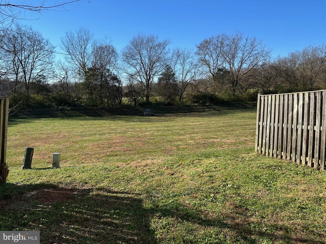 7653 Wankoma Dr, Remington, VA 22734 Townhome Rentals in Remington VA