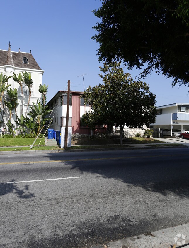 Foto del edificio - 815 S Wilton Pl