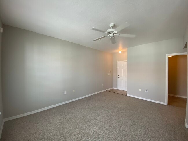 Building Photo - 23580 Walden Center Dr