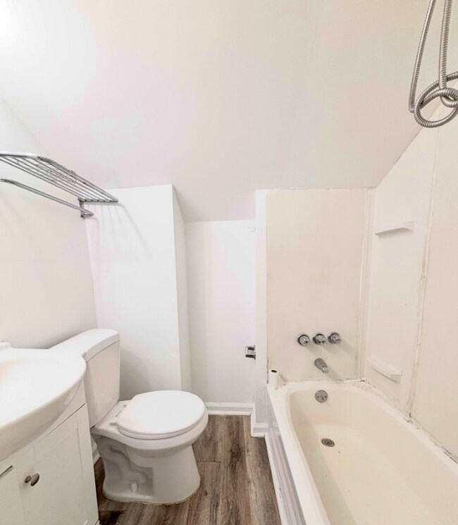 Foto del edificio - 1763 Giant St