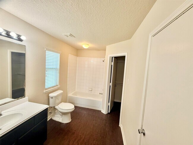 Foto del edificio - 3906 Teal Run Meadows Dr