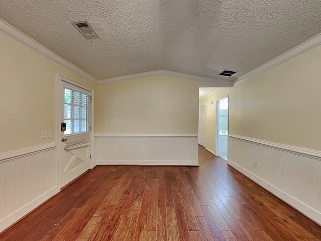 Foto del edificio - 3974 Irvindale Rd NW