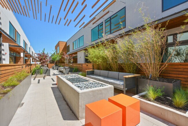 Foto del edificio - 2002 E 7th St