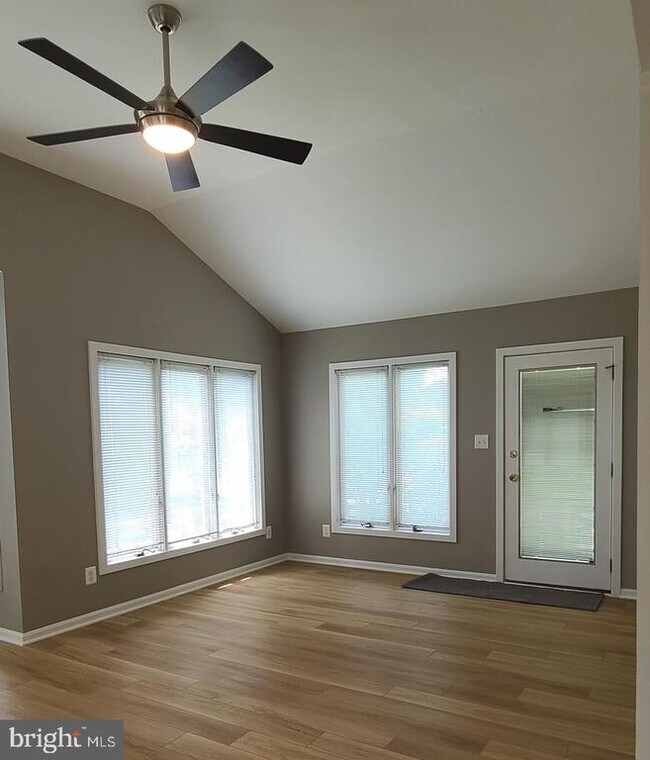 Foto del edificio - 703 N Mansfield St
