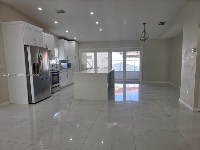 Foto del edificio - 16203 SW 302nd St