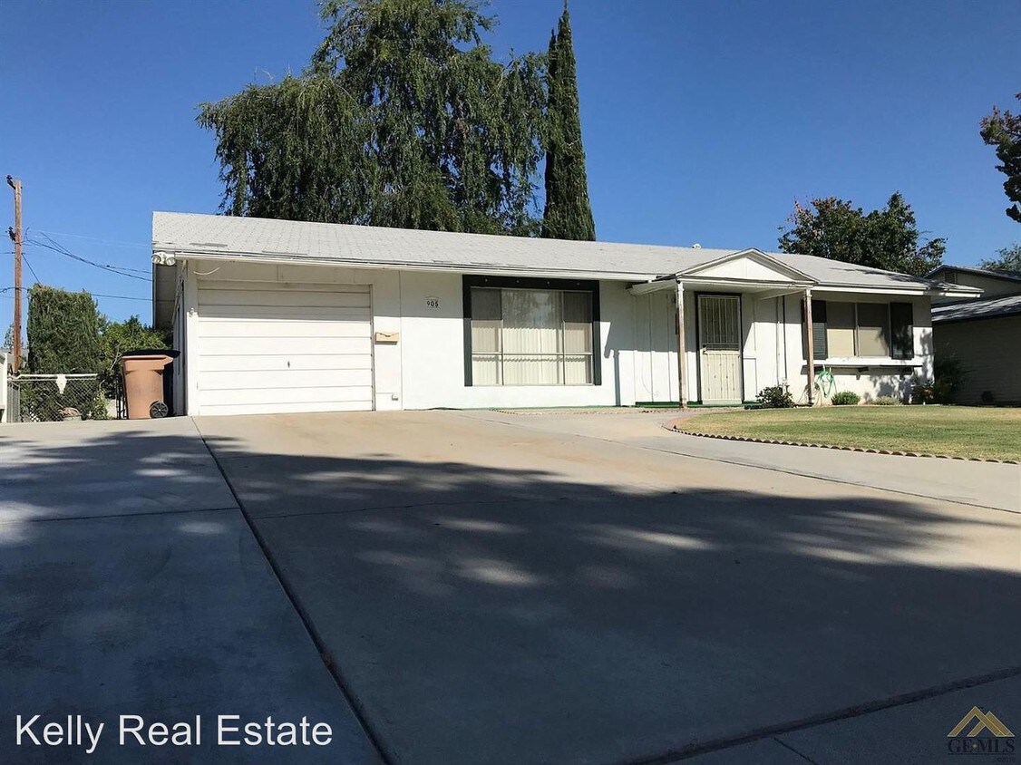 Foto principal - 2 br, 1 bath House - 905 River Oaks