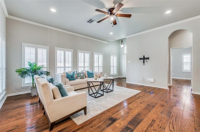 Building Photo - 1305 Snowberry Dr