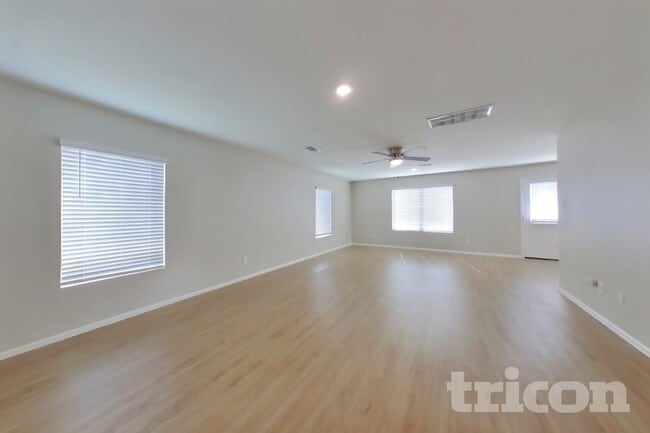 Building Photo - 18613 Rosehill Pr Dr