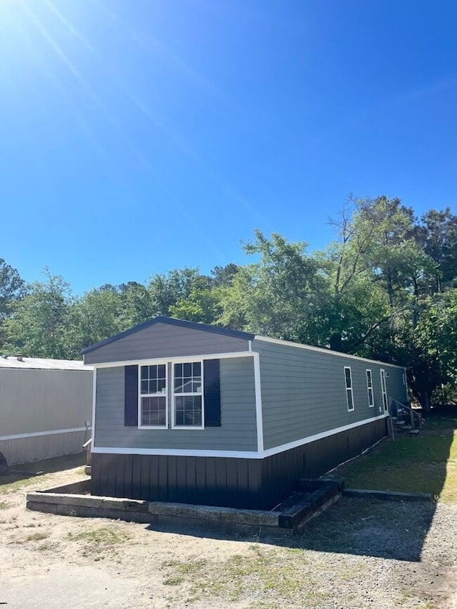 Building Photo - 5627 Hardwick Ln