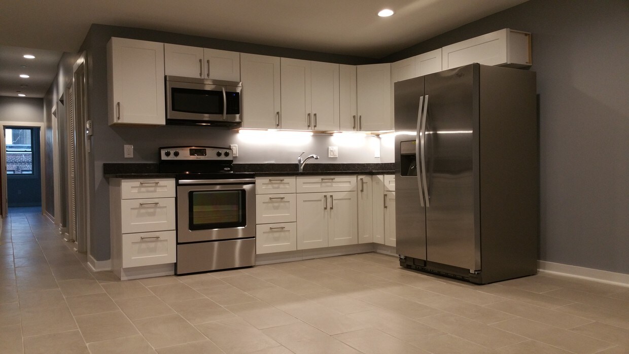 Cocina - 603 E Girard Ave
