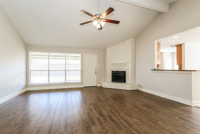 Building Photo - 7526 Shoshone Dr