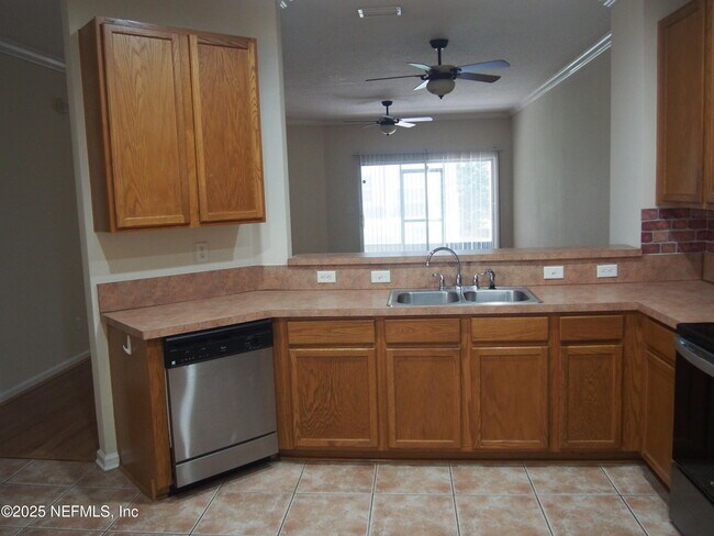 Building Photo - 12301 Kernan Forest Blvd