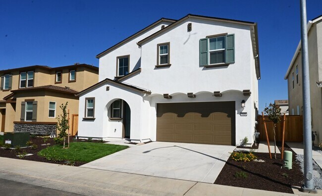 Foto del edificio - Resident Benefit Package Property